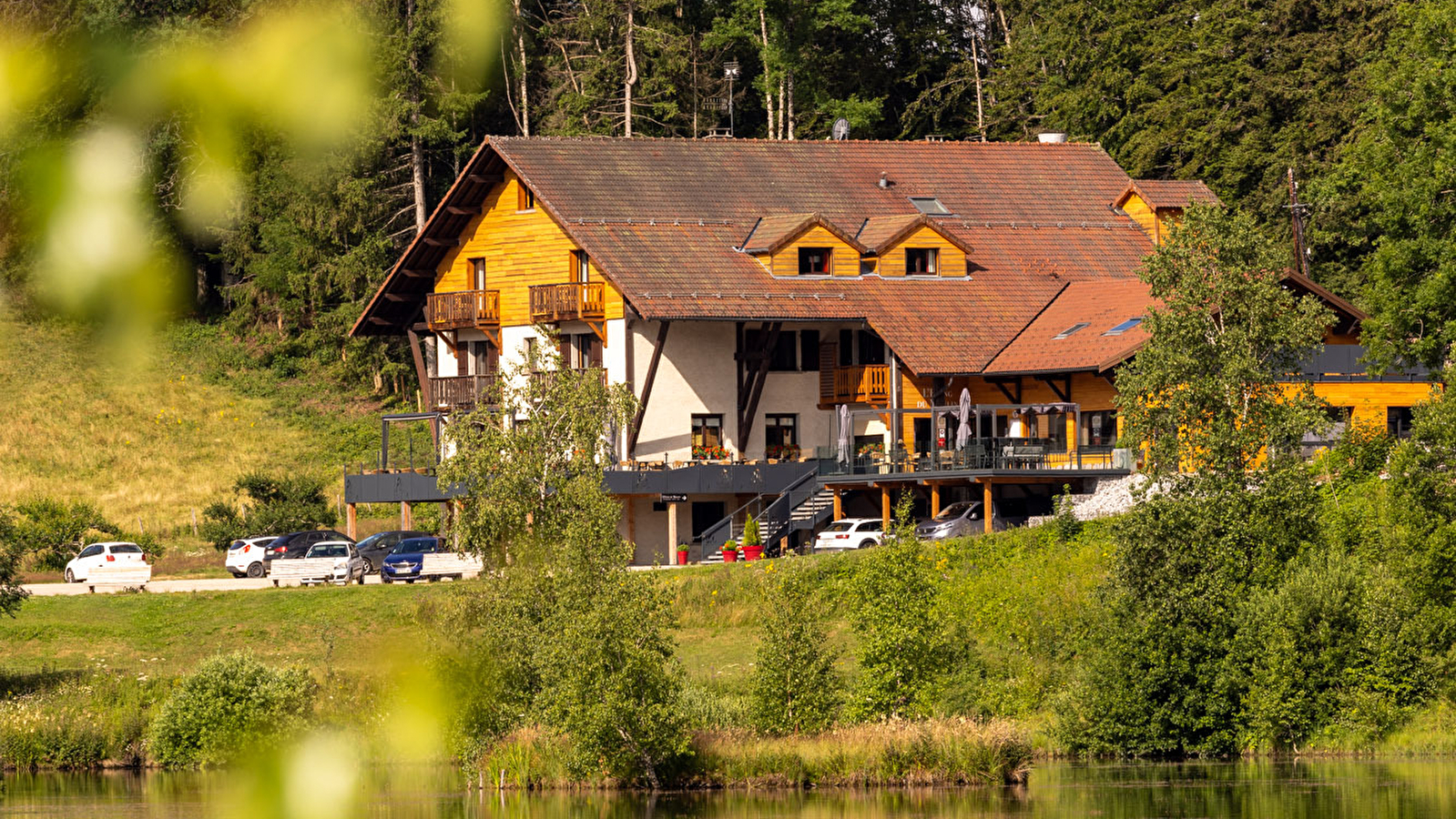 Hôtel L'Etang Du Moulin by Céline