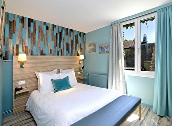 Hôtel de France - ORNANS