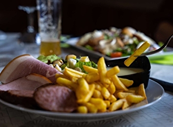 Restaurant - Pizzeria - Le Picatchou - AVILLEY