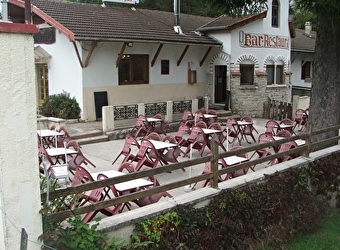 Restaurant - Auberge de Poudrey - ÉTALANS