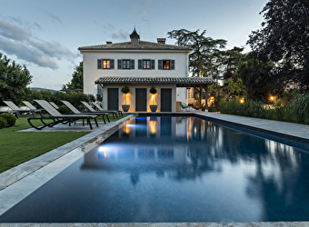 Hôtel**** Restaurant Villa Alexandre - REGNIE-DURETTE