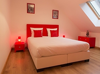 Les Gîtes de l'Orée du Bois - Nuage Rouge - BOUSSIERES