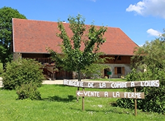 La Bergerie de la Combe à l'Ours - ARC-SOUS-MONTENOT