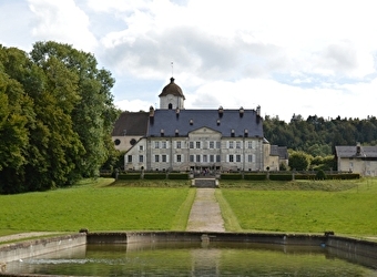Château Montalembert - MAICHE