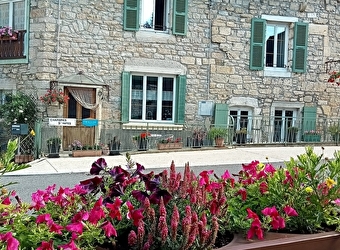 La Maison de Léonie - MOUTHIER-HAUTE-PIERRE