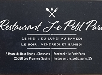 Le Petit Paris - LES PREMIERS SAPINS