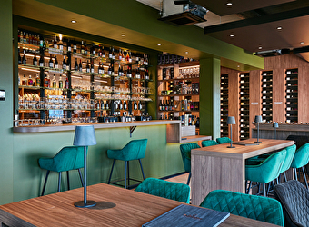 Au Domaine - Caviste et Bar - PONTARLIER